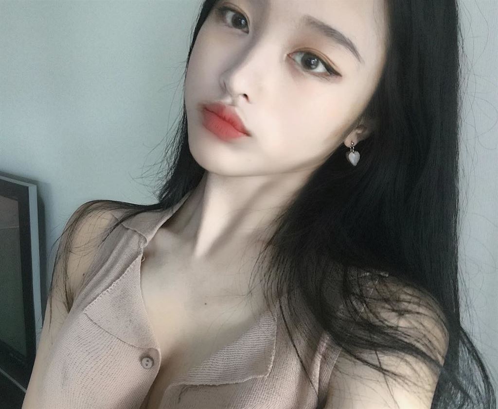 한국일반인피팅모델 누드사진 